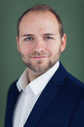 © Danann Breathnach