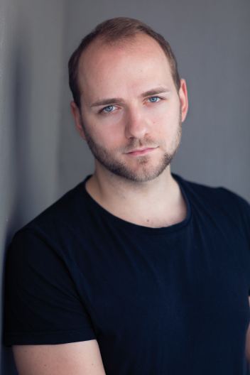 © Danann Breathnach