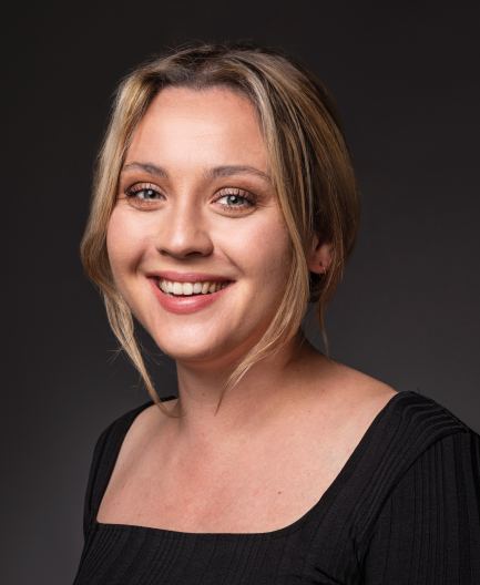 Nadine Julie Schmidt | Photos © 2023 Erik Lundback