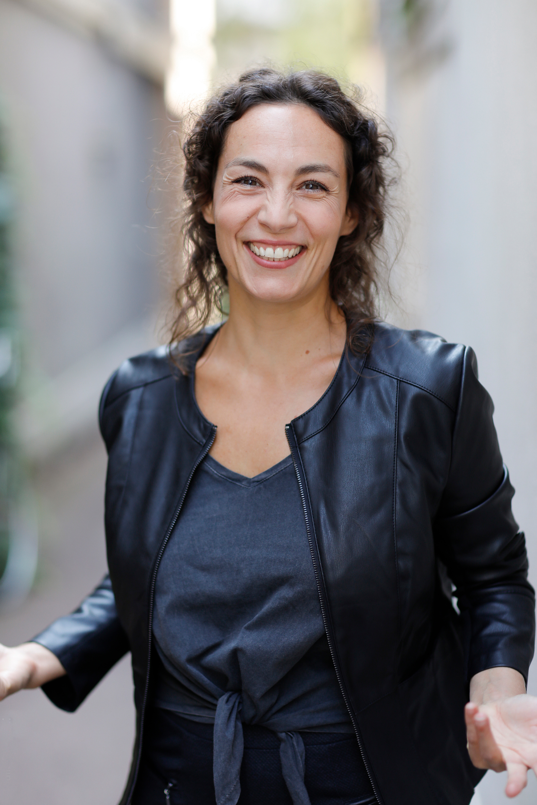 Claire Tudela - German Claire Tudela - German