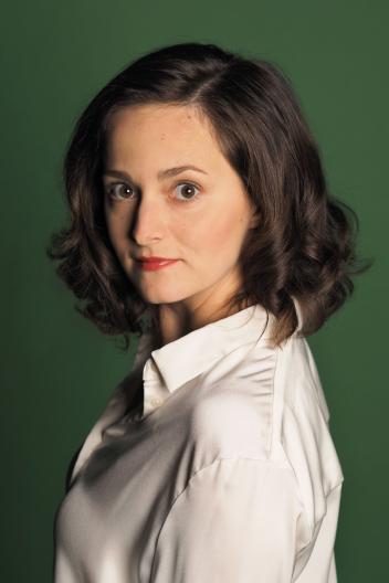 Valerie Anna Gruber - English